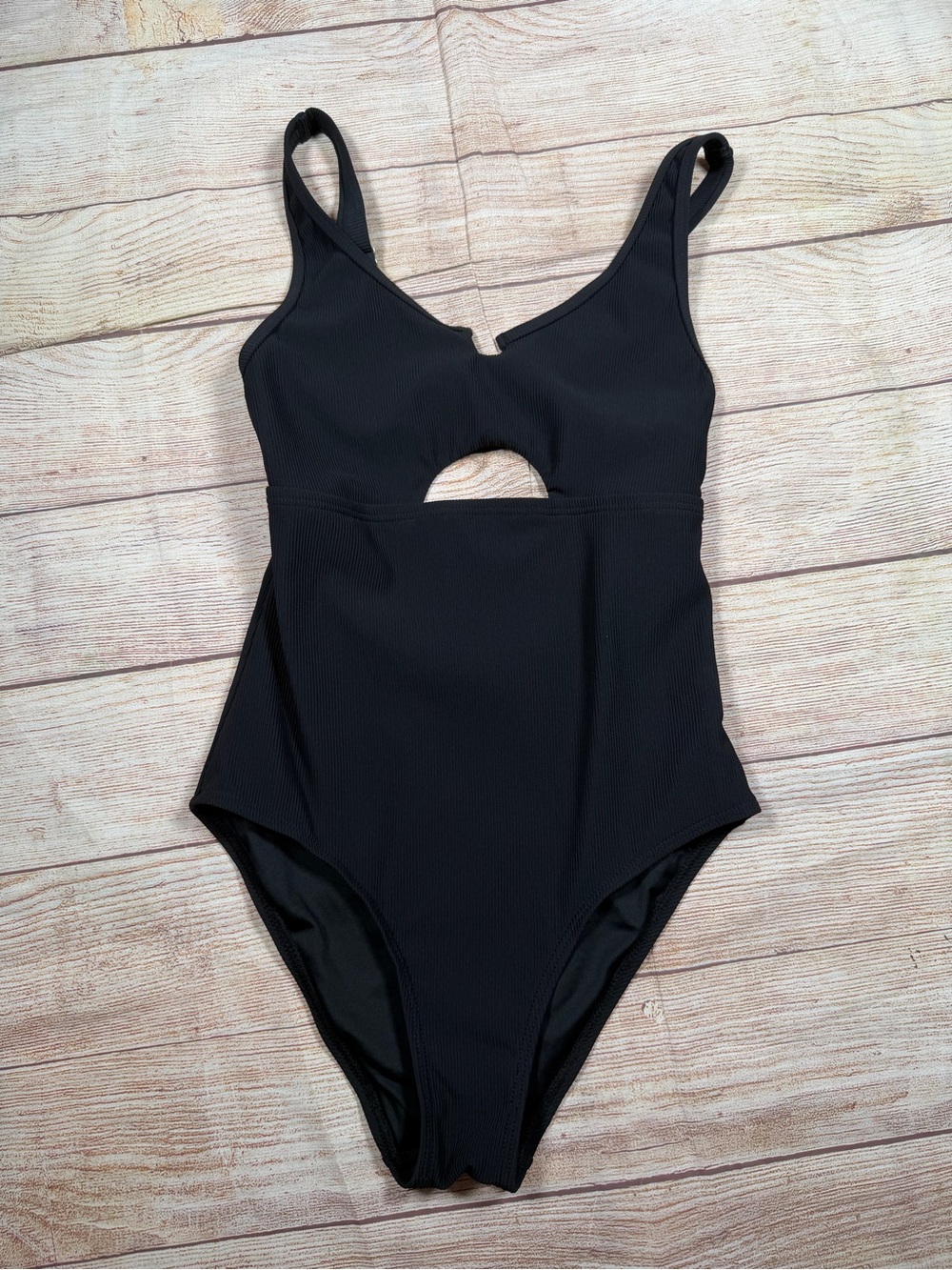 Charmo Ribbed Black One-Piece Swimsuit with Front Keyhole